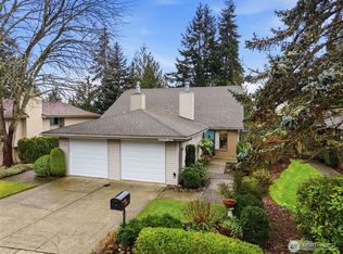24705 12th Ave S, Seattle, WA