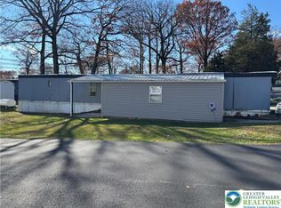 3 Tribe Ln, Wind Gap, PA 18091