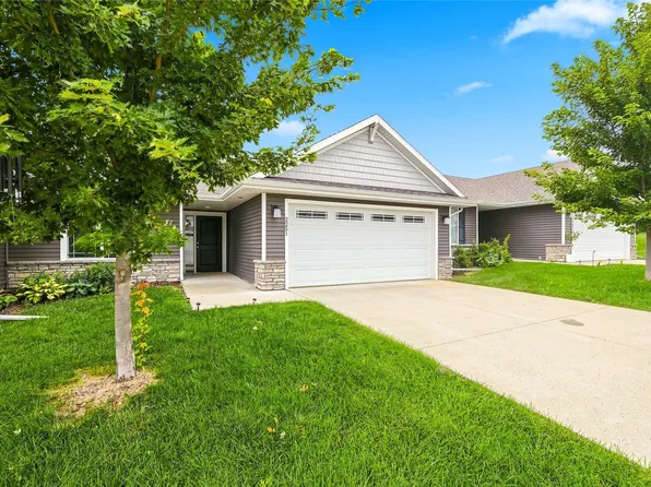 2251 E Redmond Ave, Des Moines, IA 50320