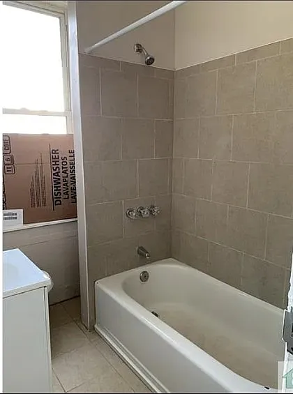 3 bed, 1238 sqft, $1,800 — Photo 4