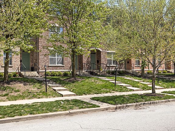 2nd image of 2411 N Park Ave