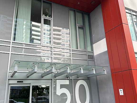 3rd image of 50 Dunfield Ave #1920