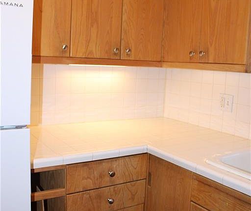 5th image of 4709 Del Porte Dr