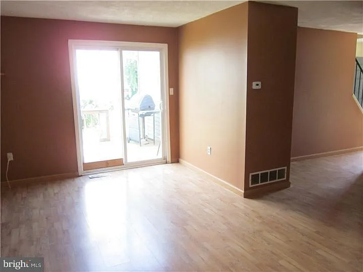 157 Channing Dr — Photo 9