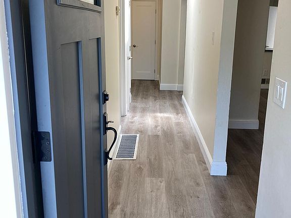 3rd image of 222-224 Donohoe St