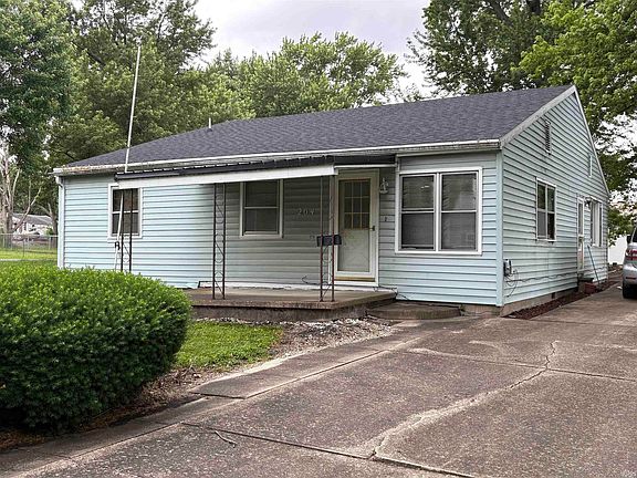 2nd image of 204 Jackson Ave