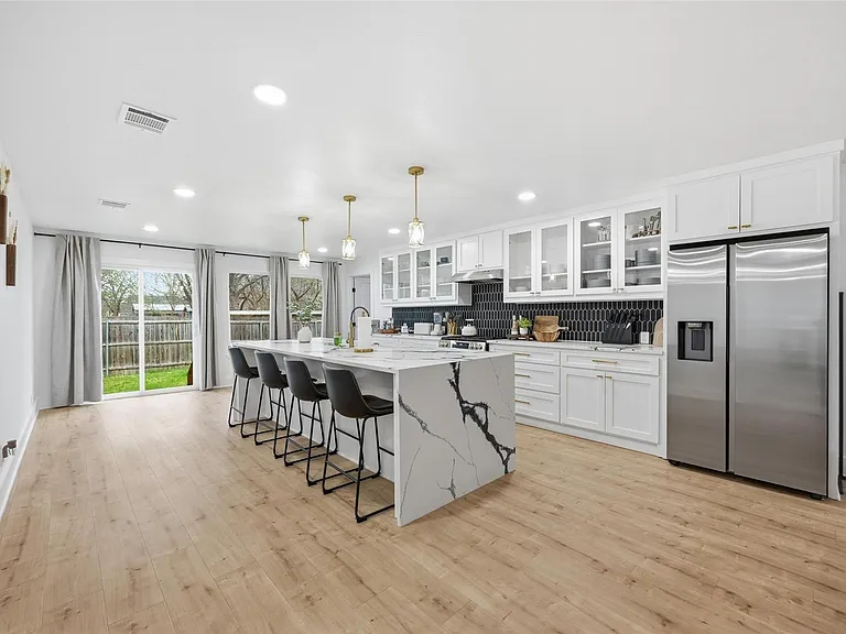 508 W White Ave — Photo 4