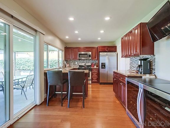 5th image of 10113 Woodglen Vista Dr