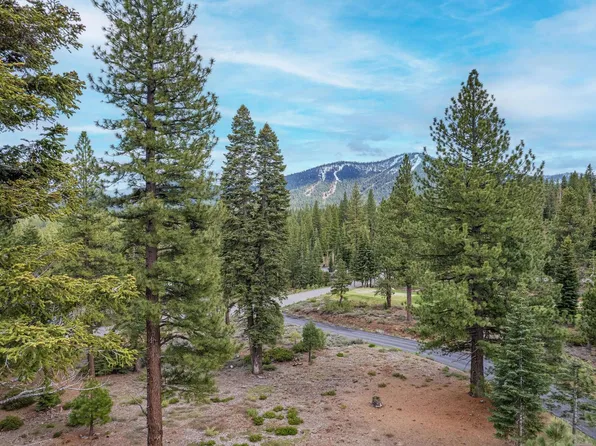10644 Talus Ct, Truckee, CA 96161
