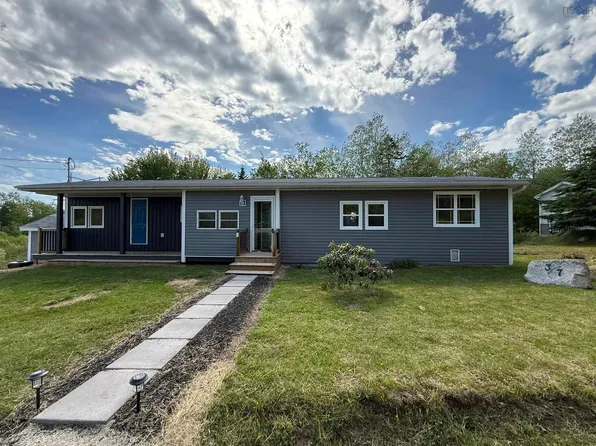 37 Collicutt Rd, Chester, NS B0J 1J0