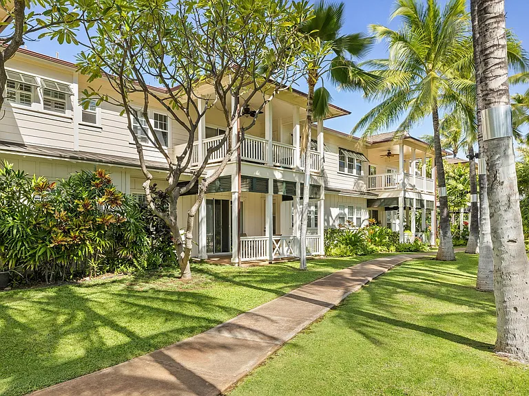 92-1136 Olani St #UPSTAIRS — Photo 30