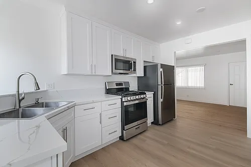 268 E Providencia Ave #C Photo 1