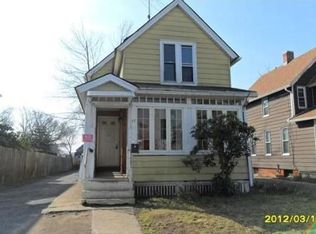 77 Manhattan St, Springfield, MA 01109