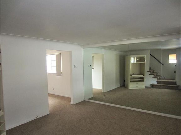 5th image of 1423 Fawcett Ave
