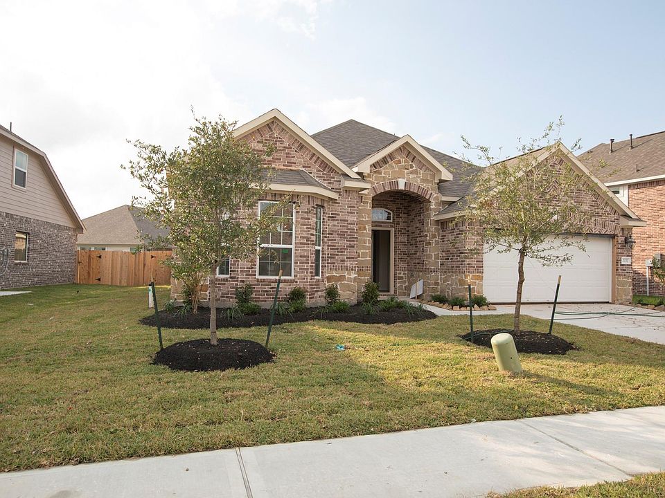 1st image of 21251 Lucknow Ln