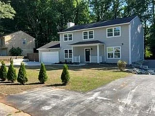644 Bantry Ln — Photo 4