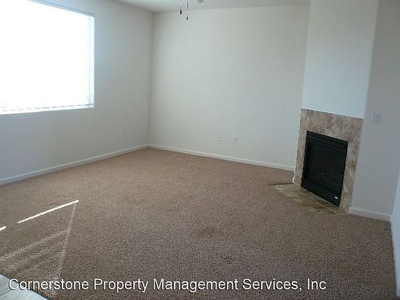 3rd image of 4142 Malta Island St