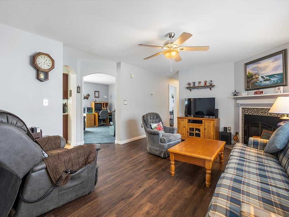 36 Gables Blvd, Poughkeepsie, NY 12603 Zillow