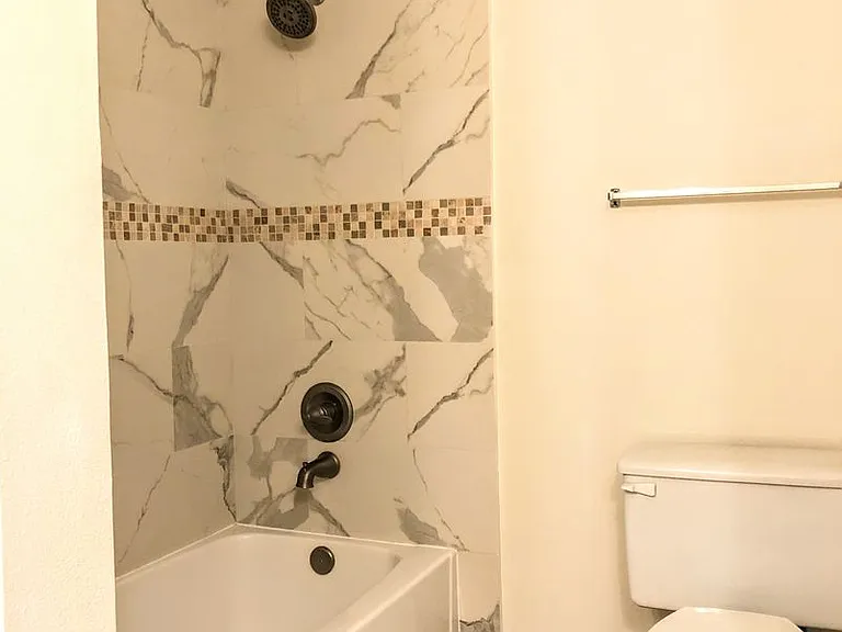 1256 Bellevue Way NE #2 — Photo 11
