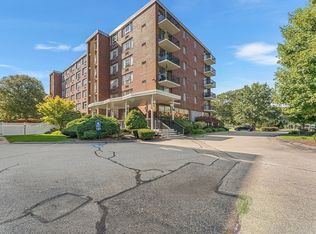 Hammond Park Condos, Newton, MA 02467