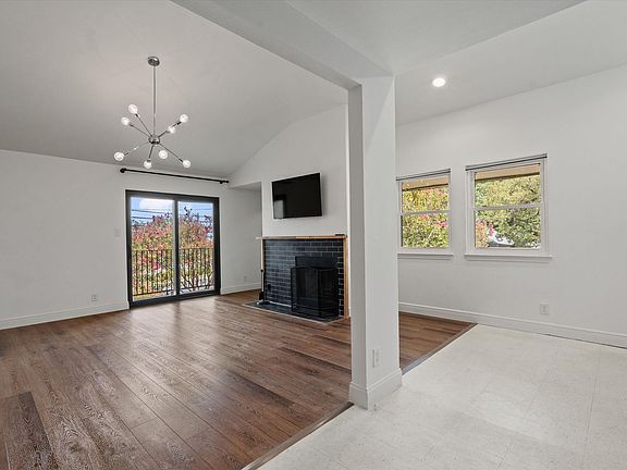 3rd image of 9226 Jollyville Rd APT 220