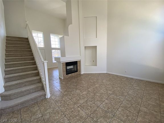 3rd image of 10321 Pompei Pl