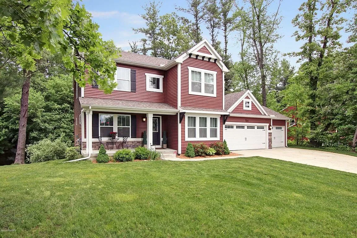 9188 Stratford Woods Trl photo 1