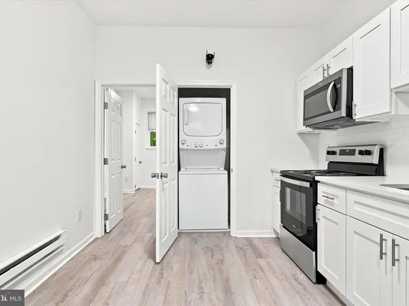3238 N Woodstock St, Philadelphia, PA 19140