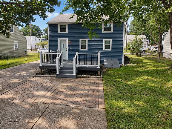 3rd image of 58 Compton Avenue