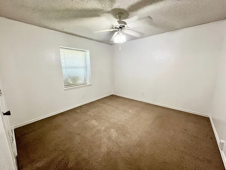 5714 Louise Way Dr — Photo 27