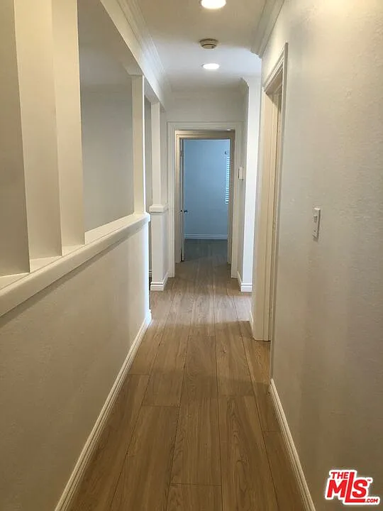 3 bed, 2.0 bath, 1264 sqft, $4,000 — Photo 4