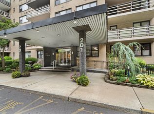 201 Saint Pauls Ave APT 1E, Jersey City, NJ 07306
