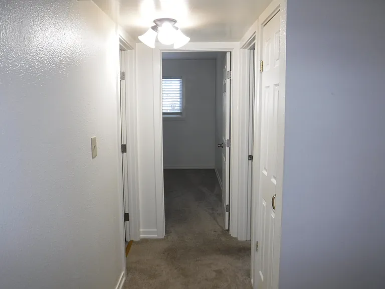 364 16th St #2 — Photo 4
