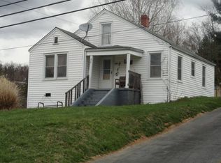 829 Chatham Hill Rd, Marion, VA 24354