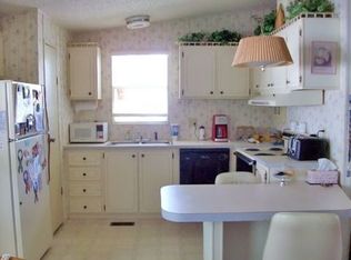 821 Heron Ln, Tarpon Springs, FL 34689