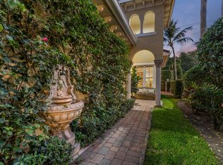 107 Renaissance Dr, North Palm Beach, FL 33410