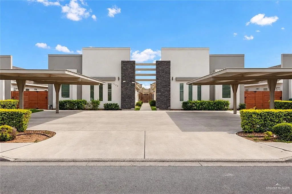 2 bed, 2.0 bath, 965 sqft, $1,175 — Photo 1