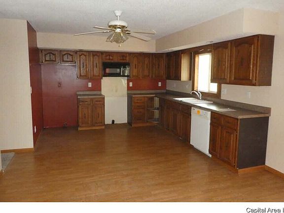 4th image of 30205 Walnut Dr