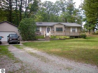 2577 Valley Rd NW, Kalkaska, MI 49646