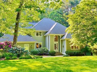 450 Stanley Dr, Glastonbury, CT 06033