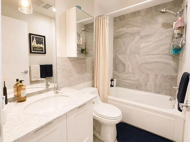 20852 77a Ave #8 — Photo 11