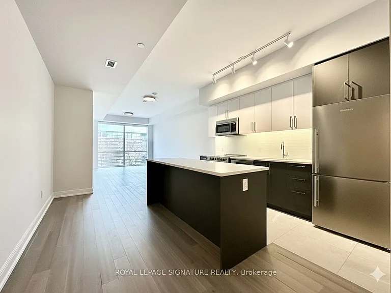 664 Spadina Ave #210 — Photo 20