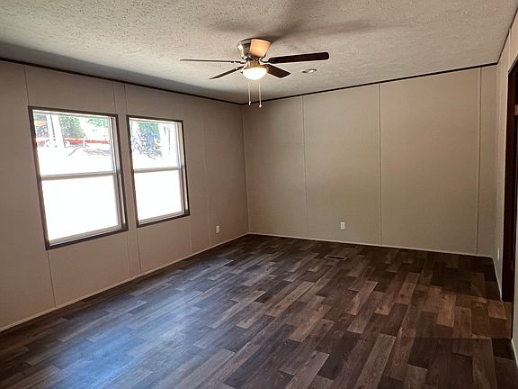 5th image of 731 Pearwood Rd