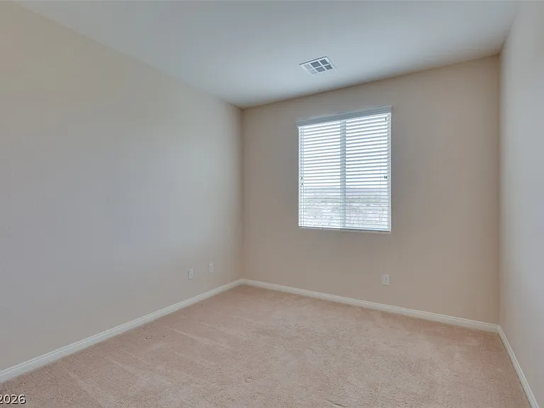 85 Avenza Dr — Photo 14