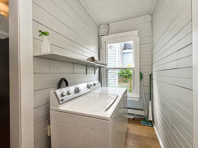 99 James St #1 — Photo 16