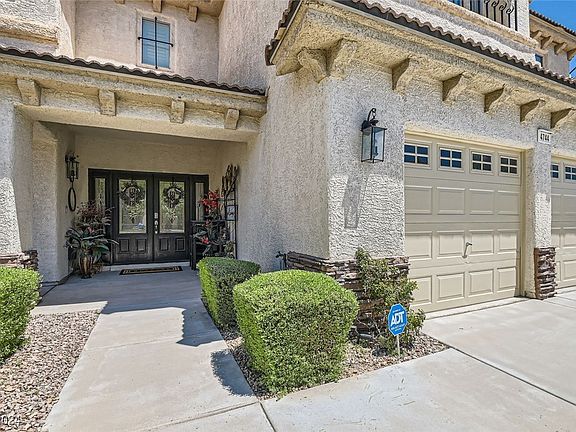 4th image of 4744 Laurentia Ave