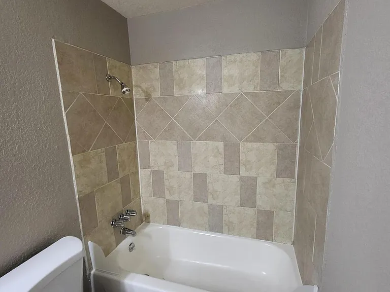 1802 Frank Sinatra Pl — Photo 18