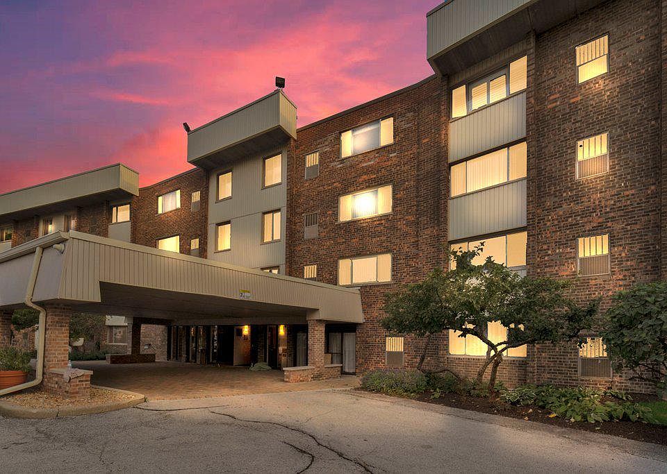 1st image of 841 N York St APT 413