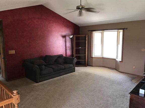 4th image of 2513 E 21st St