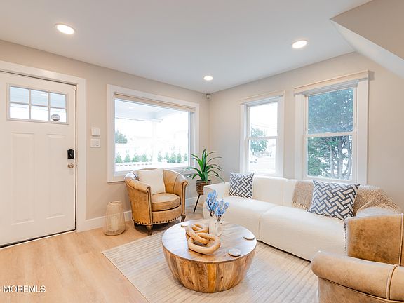 3rd image of 1805 Margerum Avenue